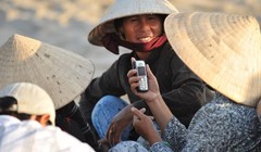 Chuyển đổi các thuê bao 2G, hỗ trợ nhóm khách hàng khó khăn chuyển đổi thiết bị lên 4G là những vấn đề được quan tâm hiện nay khi sắp đến hạn tắt sóng 2G.