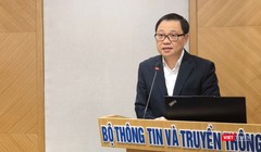 Ông Triệu Minh Long, Vụ trưởng Vụ Hợp tác quốc tế - Bộ Thông tin và Truyền thông trao đổi về việc thúc đẩy hợp tác trong ASEAN.