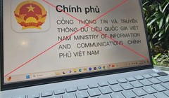 Giao diện trang web giả mạo cổng thông tin của Bộ TT&TT, được các đối tượng thiết lập nhằm lừa người dùng tải, cài đặt ứng dụng có chứa mã độc.