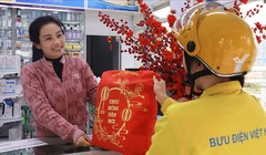 Bưu điện Việt Nam tổ chức phát hàng cả vào thứ Bảy, Chủ nhật và ngoài giờ hành chính, nhất là tại các địa bàn có sản lượng bưu phẩm lớn.