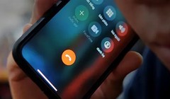 Kẻ mạo danh nhân viên chuyển phát Viettel Post đọc rõ các thông tin của bưu kiện và yêu cầu người dùng chuyển khoản tiền để nhận hàng. Ảnh minh hoạ.