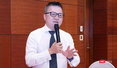 Ông Lê Quốc Minh cảnh báo rằng nếu báo chí suy yếu hoặc biến mất thì chính doanh nghiệp sẽ chịu thiệt hại.