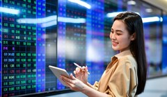 Chứng khoán 24/11: VN-Index tăng hơn 13 điểm, nhóm cổ phiếu “họ Vin” nâng đỡ thị trường