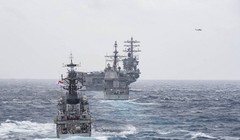 Tàu chiến và tàu sân bay của Mỹ, Nhật Bản, Ấn Độ tham gia cuộc tập trận Malabar 2017. Ảnh: Chinatimes