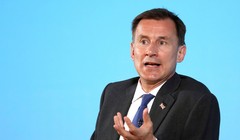Ngoại trưởng Anh Jeremy Hunt để ngỏ khả năng trừng phạt Trung Quốc (Ảnh: Guardian)