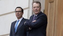 Giới chức Mỹ đã có cuộc điện đàm cấp cao đầu tiên với các đối tác Trung Quốc (Ảnh: Bloomberg)