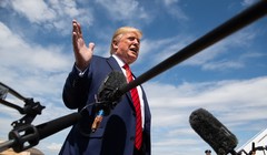 Giới chuyên gia nhận định, chỉ riêng đoạn tweet ông Trump mới tung ra đã là một cơ sở để luận tội ông (Ảnh: Newsweek)