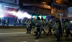 Tình trạng bất ổn chính trị ở Hong Kong tạo điều kiện thuận lợi cho cả Mỹ và Đài Loan (Ảnh: France24)