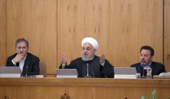 Tổng thống Iran Hassan Rouhani trong bài phát biểu trên kênh truyền hình (Ảnh: Reuters)