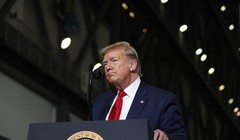 Tổng thống Mỹ Donald Trump tỏ ra cứng rắn trong phản ứng trước làn sóng biểu tình rộng khắp (Ảnh: Politico)