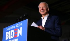 Đây là lần thứ hai một ứng viên Dân chủ giành chiến thắng ở Arizona (Ảnh: Politico)