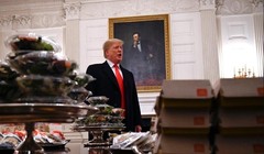 Trong nhiệm kỳ Tổng thống của mình, ông Trump không thiếu những khoảnh khắc hài hước và gây tranh cãi (Ảnh: AP)