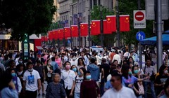 Dân số Trung Quốc đã tăng lên 1,412 tỉ người trong năm 2020 (Ảnh: Reuters)