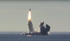 Giới chuyên gia Nga đã phân tích về tác hại từ việc Mỹ rút khỏi INF (Ảnh: AP)