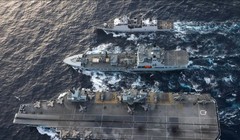 Chiến hạm của Mỹ, Anh và Hà Lan cùng tham gia chiến dịch trên Biển Đông ngày 29/7 (Ảnh: US Navy)