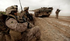 Việc Mỹ rút quân đã tạo nên một mớ bòng bong ở Afghanistan (Ảnh: FT)