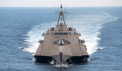 Tàu USS Gabrielle Giffords, một biến thể lớp Independent của tàu LCS (Ảnh: US Navy)