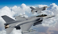 Mẫu chiến đấu cơ F-16 Viper mà Đài Loan vừa cho ra mắt (Ảnh: Defense Blog)