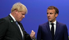 Thủ tướng Anh Boris Johnson và Tổng thống Pháp Emmanuel Macron (Ảnh: Reuters)