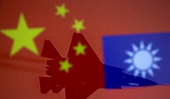 Cựu Trợ lý Thứ trưởng Quốc phòng Mỹ nêu ra viễn cảnh chiến tranh giới hạn với Trung Quốc (Ảnh: Reuters)