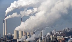 Đức đã phải kêu gọi người dân sử dụng năng lượng tiết kiệm do vấn đề về nguồn cung (Ảnh: AP)