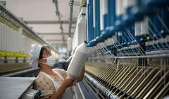 Hoạt động sản xuất của Trung Quốc đang diễn ra với nhịp độ nhanh nhất từ trước đến nay (Ảnh: FT)