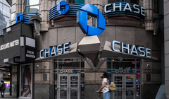 Tác động từ cú sập của SVB tiếp diễn trong hệ thống ngân hàng Mỹ (Ảnh: CNBC)