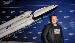 Elon Musk sáng lập SpaceX vào năm 2002 (Ảnh: Getty)