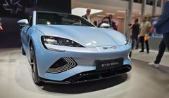 BYD ra mắt BYD Seal ở châu Âu tại triển lãm ô tô IAA ở Munich, Đức. Chiếc sedan điện có giá khởi điểm là 44.900 euro (48.479 USD) (Ảnh: CNBC)