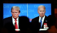 Người dân theo dõi cuộc tranh luận Trump-Biden ngày 27/6 ở Los Angeles (Ảnh: Getty)