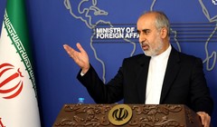 Người phát ngôn Bộ Ngoại giao Iran Nasser Kanaani tổ chức cuộc họp báo ở Tehran ngày 13/7/2022 (Ảnh: AFP)