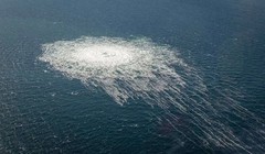 Khí rò rỉ từ đường ống Nord Stream 2 bị hư hỏng, được chụp bởi máy bay F-16 của Đan Mạch gần Bornholm, Đan Mạch ngày 27/9/2022 (Ảnh: Getty)