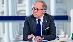 Cựu Giám đốc Hội đồng Kinh tế Quốc gia Mỹ Larry Kudlow trên Fox News ngày 5/3 (Ảnh: Getty)