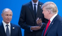 Ông Donald Trump (phải) và ông Vladimir Putin tại hội nghị thượng đỉnh G20 ở Buenos Aires, Argentina, ngày 30/11/2018. Ảnh: Getty.