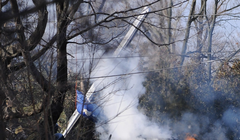Hiện trường vụ tai nạn máy bay năm 2009 ở Buffalo, New York, Mỹ. Ảnh: AFP.