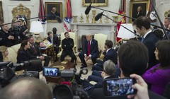 Cuộc tranh cãi nảy lửa giữa ông Zelensky với ông Trump và J.D. Vance tại Phòng Bầu dục hôm 28/2. Ảnh: Getty.