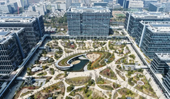 Trụ sở chính của Alibaba tại Hàng Châu, Trung Quốc, vào tháng 2. Sự thành công của Trung Quốc trong thương mại điện tử đã trở thành một đặc điểm quan trọng trong sự phát triển kinh tế rộng lớn hơn của đất nước. Ảnh: Getty.