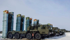 Hệ thống phòng không S-400 do Nga sản xuất. Ảnh: MW