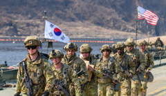 Thông tin Mỹ xem xét rút binh sĩ khỏi Hàn Quốc có thể khiến một số đồng minh trong khu vực quan ngại. Ảnh: WSJ.