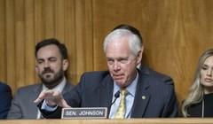 Thượng nghị sĩ Mỹ Ron Johnson mở cuộc điều tra liên quan tới những người xung quanh ông Joe Biden lúc ông còn tại vị. Ảnh: Getty.