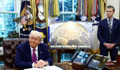 Tổng thống Mỹ Donald Trump đưa ra thông báo liên quan đến hệ thống phòng thủ tên lửa Golden Dome bên cạnh Bộ trưởng Quốc phòng Pete Hegseth tại Phòng Bầu dục của Nhà Trắng. Ảnh: Reuters.