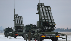 Ống phóng tên lửa thuộc hệ thống phòng không Patriot do Mỹ chế tạo. Ảnh: Reuters.