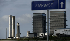 Khu phức hợp công nghiệp SpaceX Starbase và cơ sở phóng tên lửa ở Boca Chica, Texas, Mỹ trong ảnh chụp ngày 17/4. Ảnh: Getty.