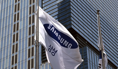 Lá cờ Samsung tung bay bên ngoài tòa nhà của công ty tại Seoul, Hàn Quốc. Ảnh: AFP.