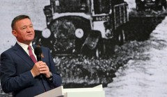 Cựu Bộ trưởng Giao thông Nga Roman Starovoit. Ảnh: Sputnik.