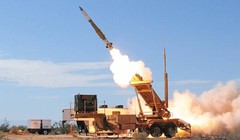 Cảnh phóng tên lửa đất đối không từ hệ thống Patriot. Ảnh: Lockheed Martin.