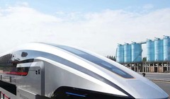 Trung Quốc đã lần đầu tiên giới thiệu với công chúng hình ảnh tàu đệm từ siêu tốc tại Bắc Kinh. Phương tiện này, hiện đang trong quá trình thử nghiệm, có thể rút ngắn thời gian di chuyển xuống một nửa, theo các chuyên gia. Ảnh: Handout.