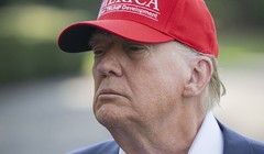 Dự thảo luật mới cấm chính quyền Trump ngừng viện trợ vũ khí cho Ukraine. Ảnh: Getty.