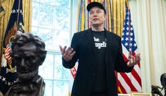 Elon Musk trong một cuộc họp báo ở Nhà Trắng. Ảnh: Getty.