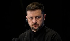 Đề xuất khôi phục các cuộc đàm phán hòa bình của Tổng thống Ukraine Volodymyr Zelensky được đưa ra sau khi Tổng thống Mỹ Donald Trump đồng ý tạo điều kiện thuận lợi cho việc chuyển giao vũ khí phòng không cho Ukraine và đe dọa áp đặt lệnh trừng phạt đối với các đối tác thương mại của Nga. Ảnh: Getty.